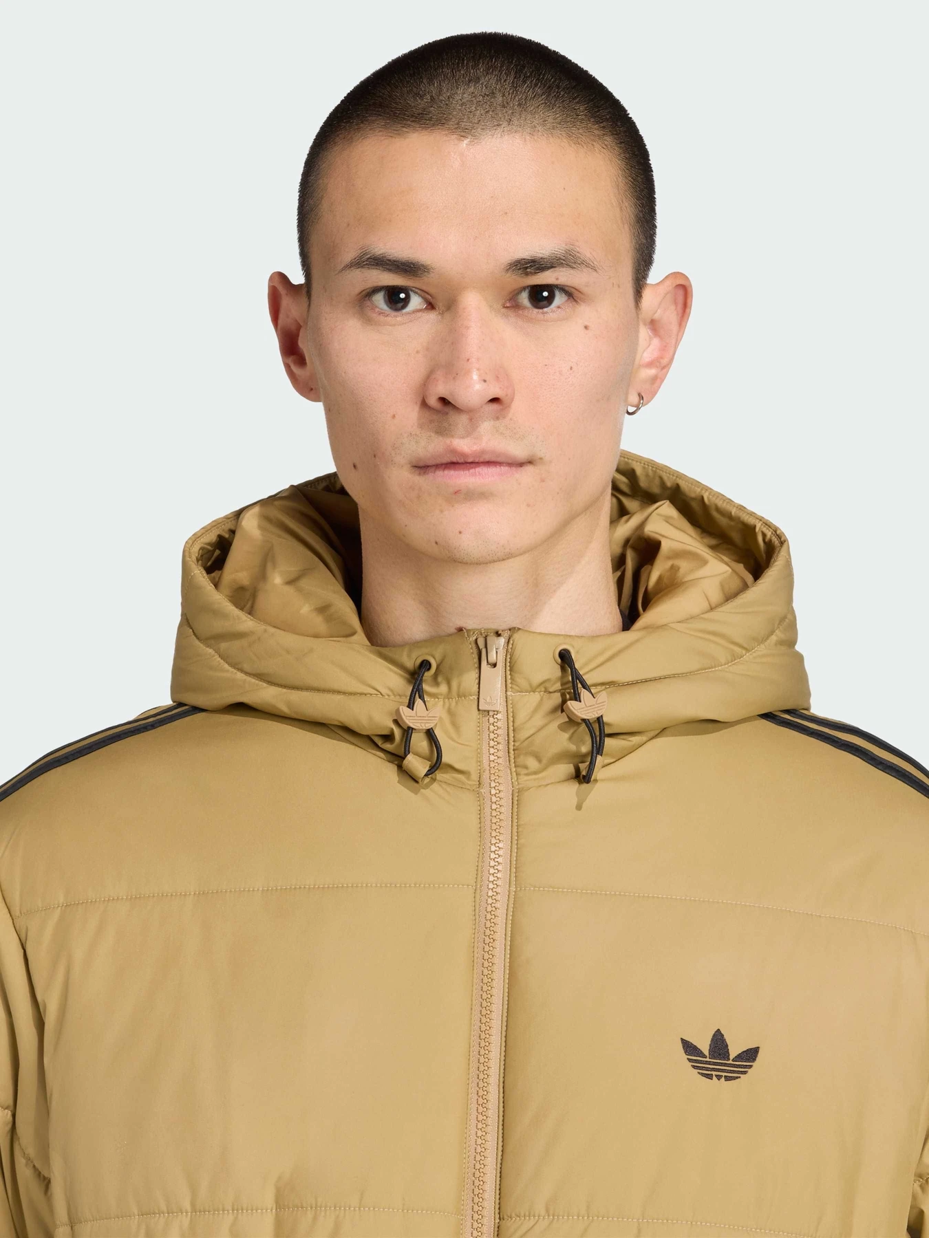 Куртки та дублянки Adidas Adicolor модель JW5847 Куртки та дублянки Adidas Adicolor модель JW5847 Фото