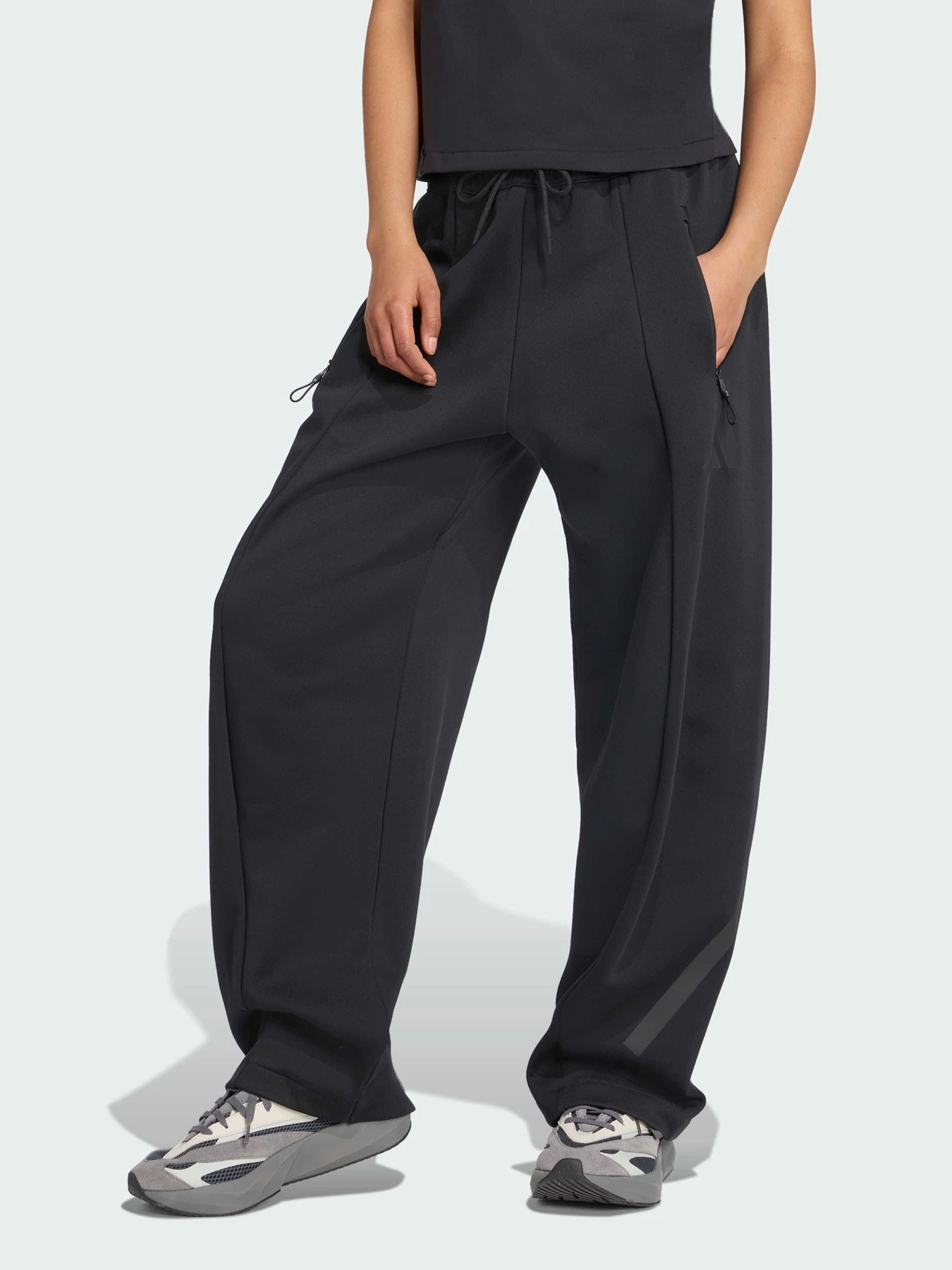 Штани Adidas ZNE модель JW7773 Штани Adidas ZNE модель JW7773 Фото