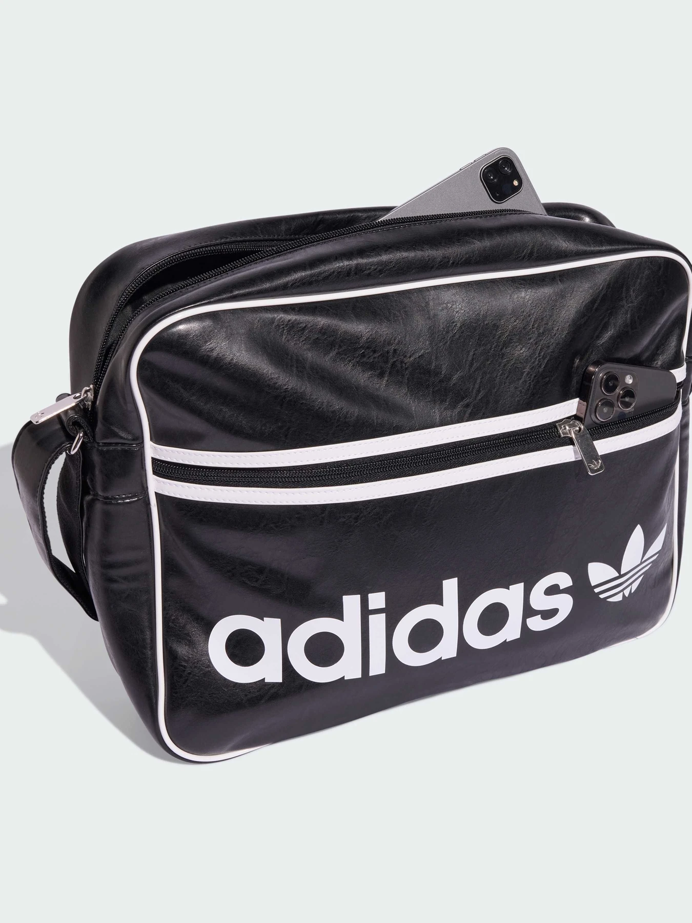 Сумки Adidas модель JW3346 Сумки Adidas модель JW3346 Фото