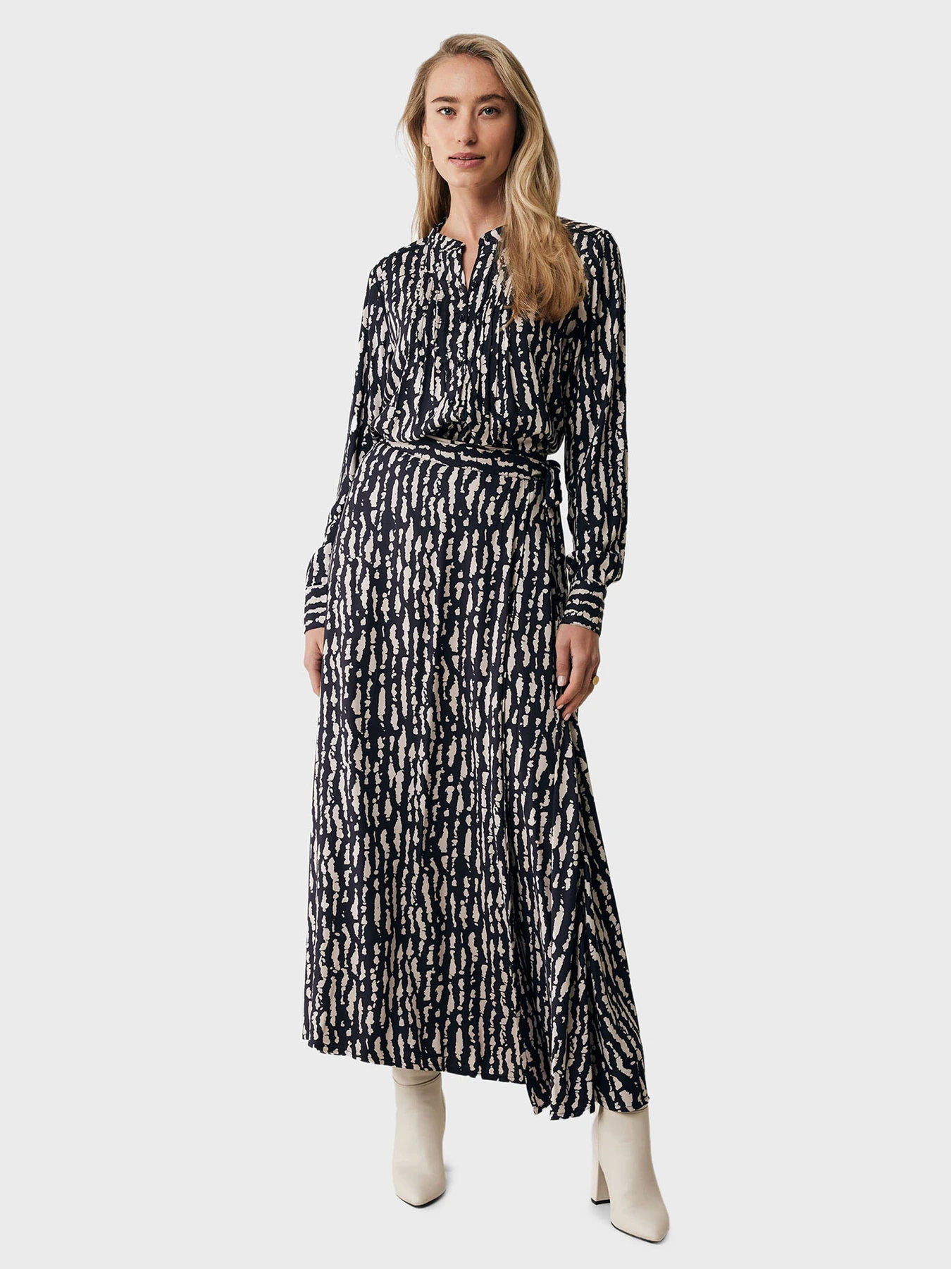 Сорочки MEXX модель MF006102041W Сорочки MEXX модель MF006102041W Фото