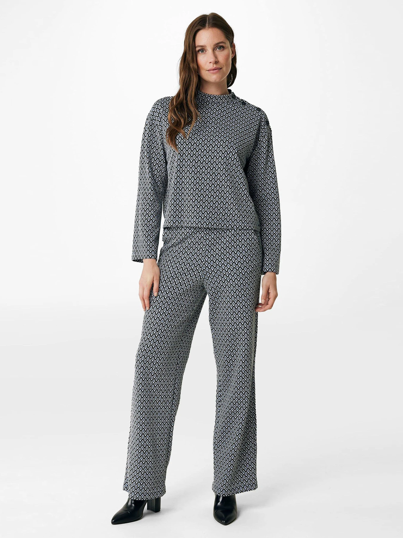 Брюки MEXX модель MF007002943W Брюки MEXX модель MF007002943W Фото