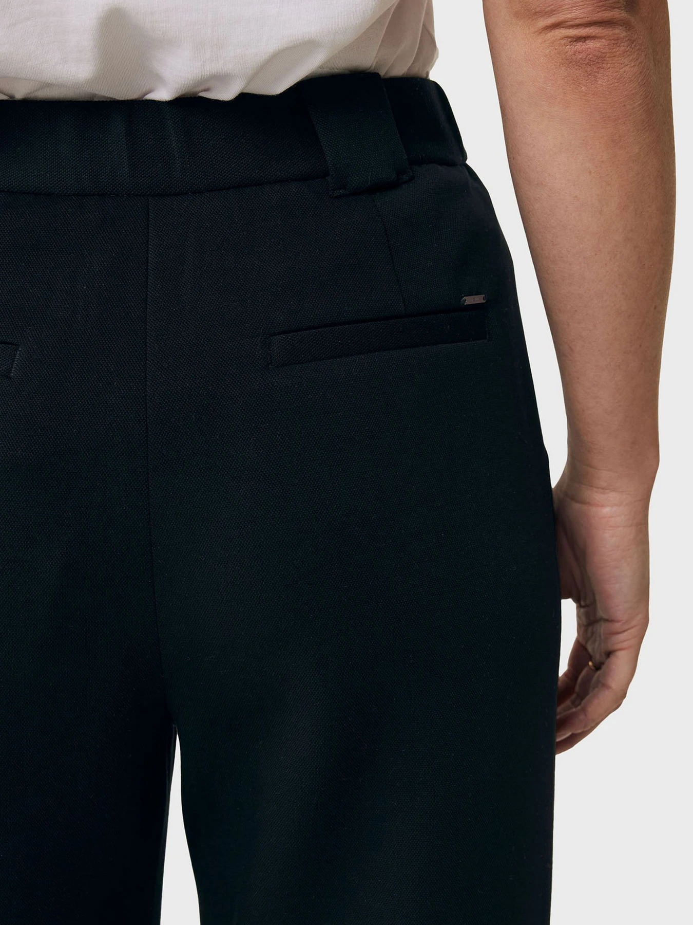 Штани MEXX модель MF007001143W Штани MEXX модель MF007001143W Фото