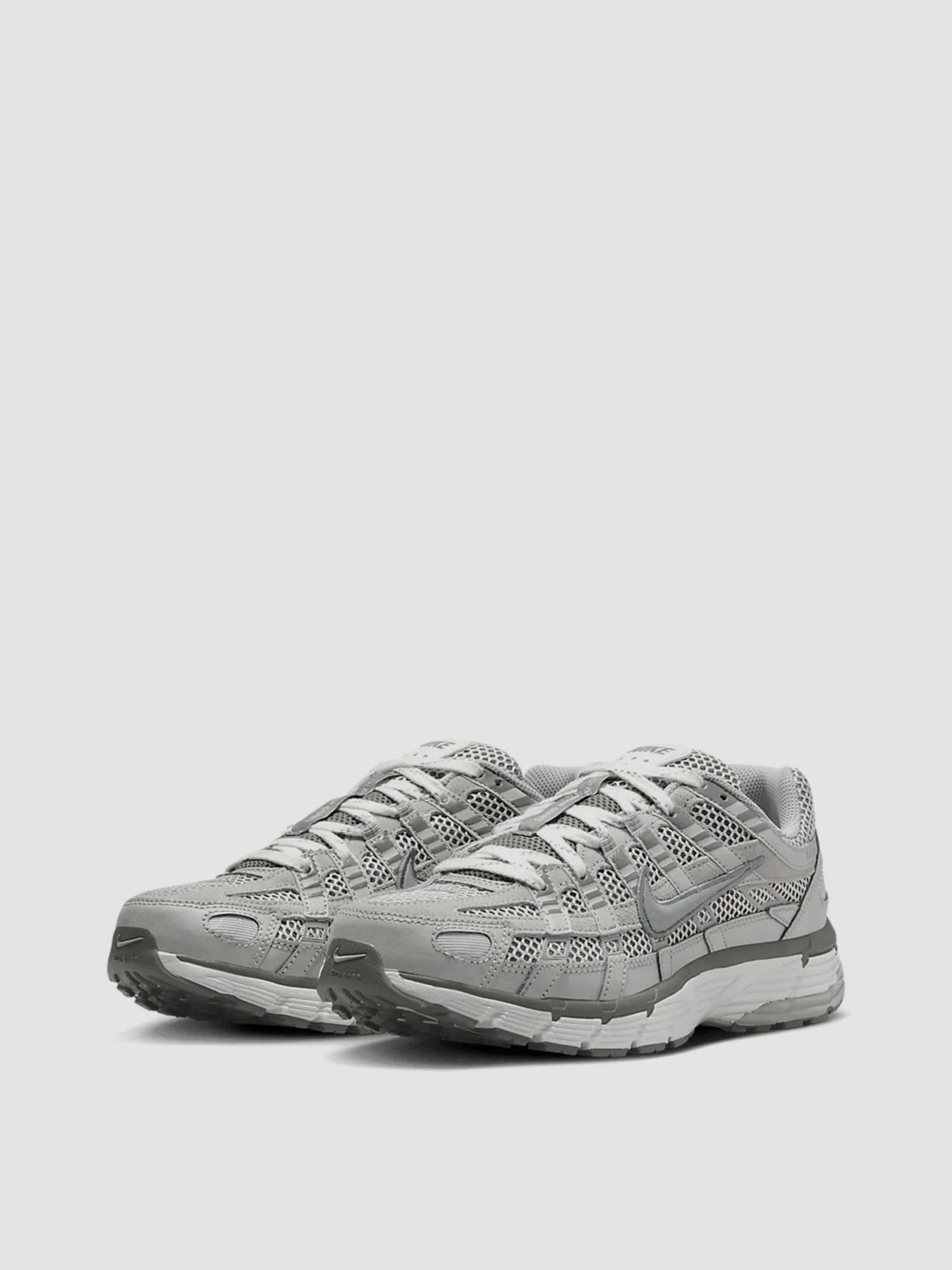 Кроссовки NIKE P-6000 Premium модель FN6837-012 Кроссовки NIKE P-6000 Premium модель FN6837-012 Фото