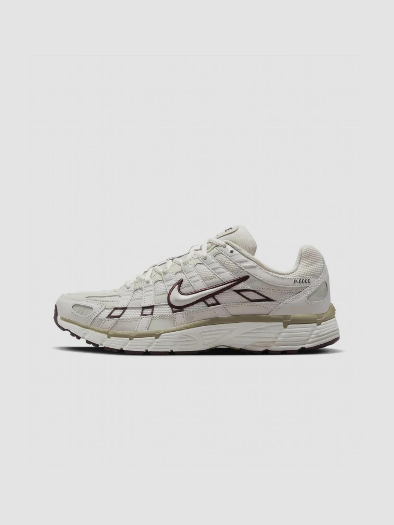 Кроссовки NIKE P-6000 модель HF0728-201 Кроссовки NIKE P-6000 модель HF0728-201 Фото