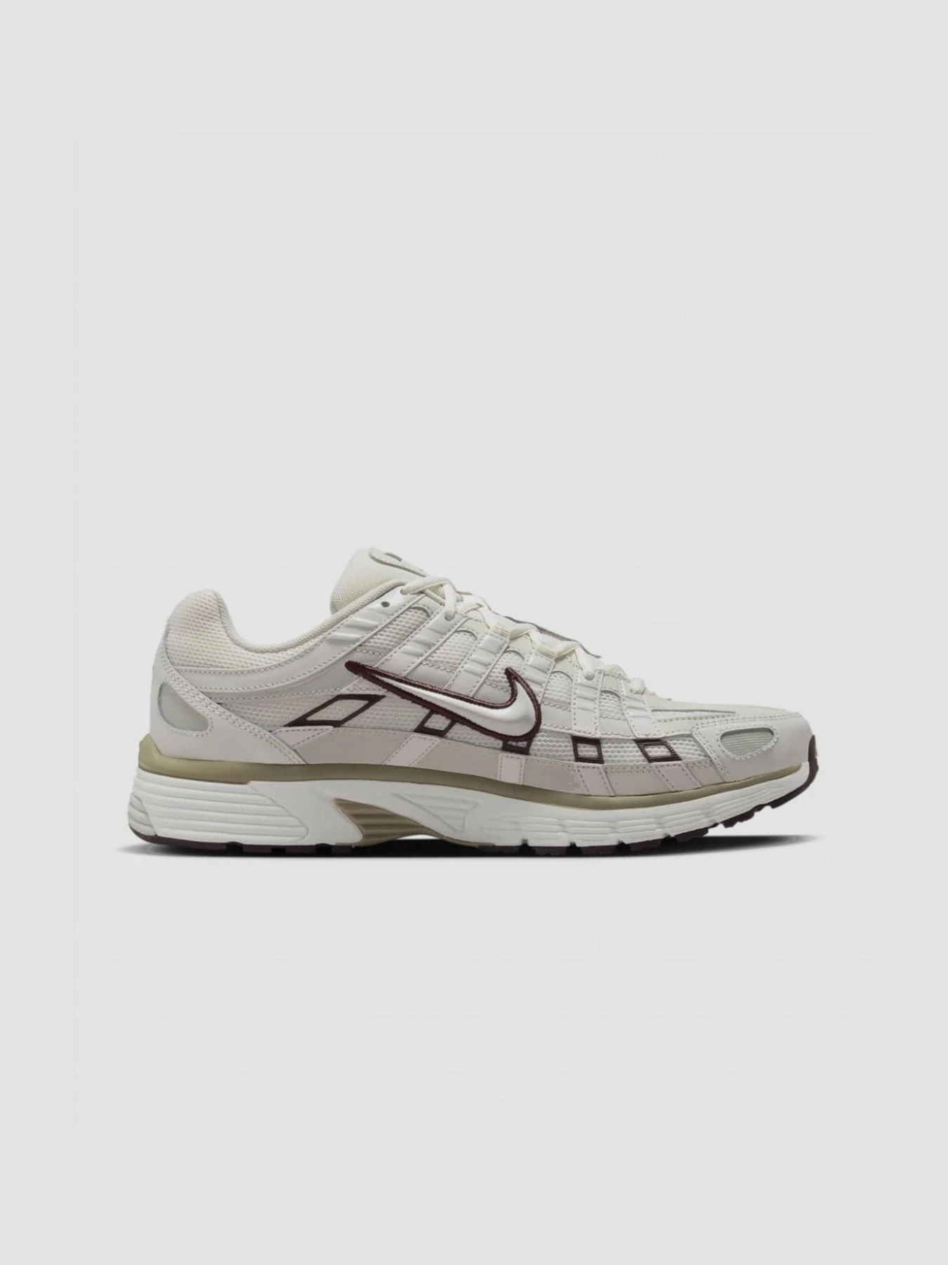 Кроссовки NIKE P-6000 модель HF0728-201 Кроссовки NIKE P-6000 модель HF0728-201 Фото
