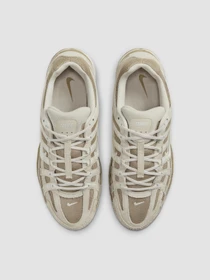 Кроссовки NIKE P-6000 модель HV2528-100 Фото