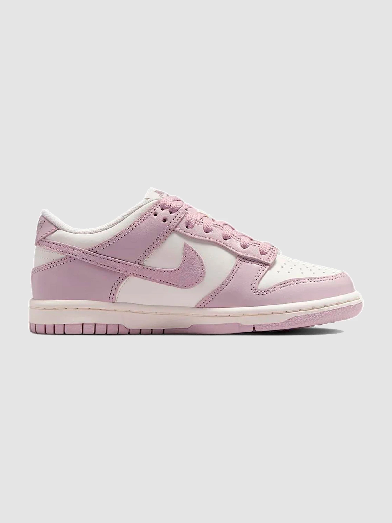 Кросівки NIKE Dunk Low Gs модель FB9109-122 Кросівки NIKE Dunk Low Gs модель FB9109-122 Фото