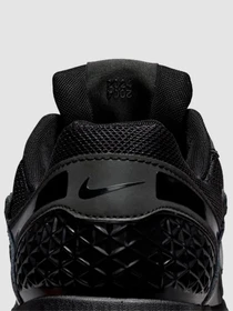 Кроссовки NIKE Zoom Vomero 5 модель FZ3313-001 Фото