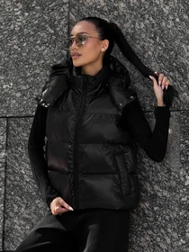 Куртки та дублянки Jadone Fashion модель Zhylet_Kul_chorne Фото