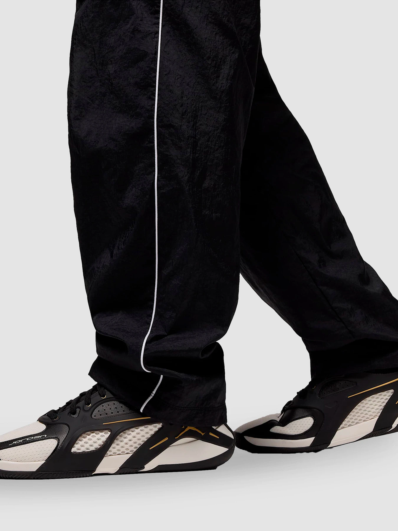 Брюки Jordan Air Sport Classic Pants модель IB2243-010 Фото