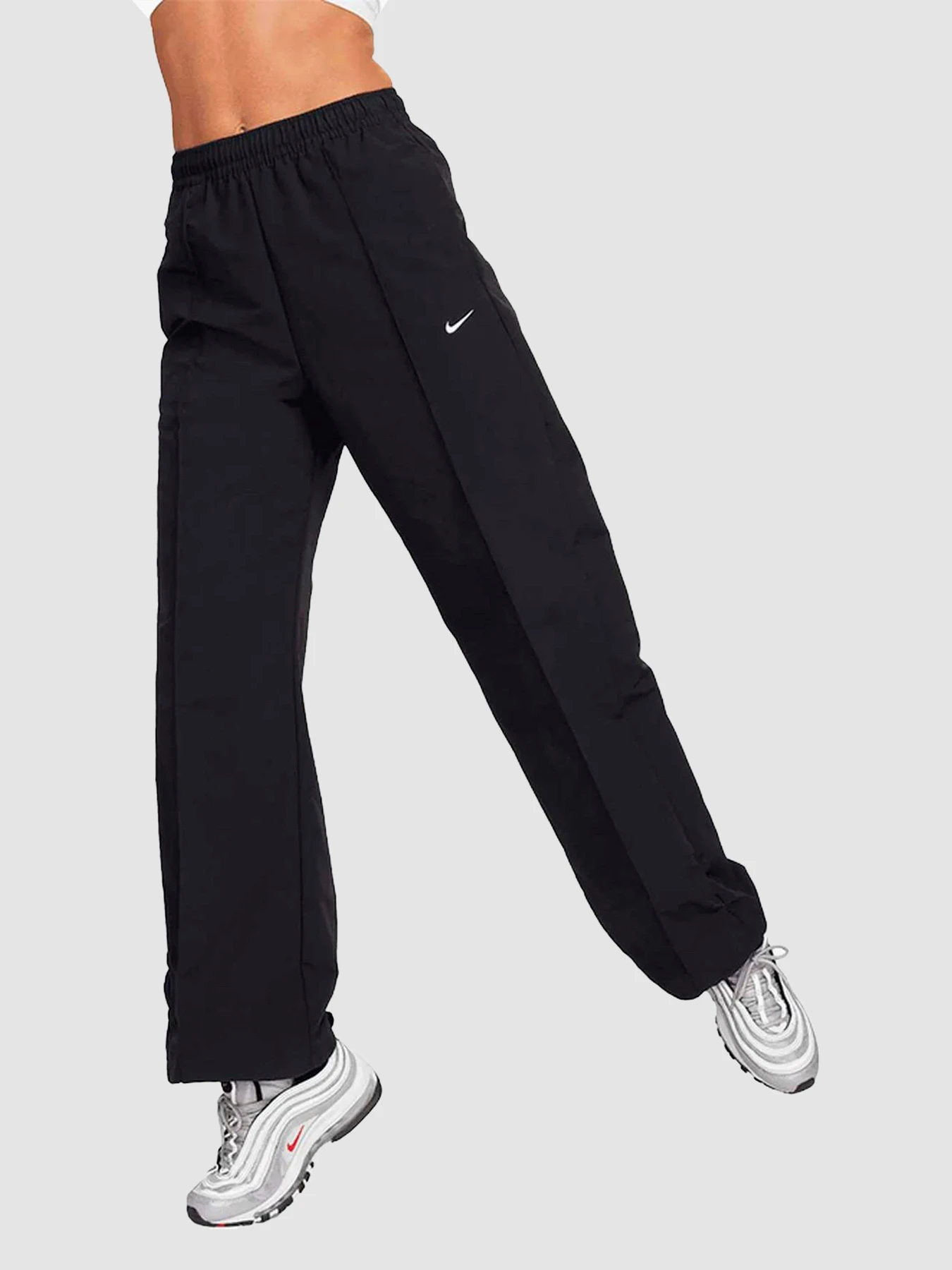 Брюки NIKE Sportswear модель FQ3588-010 Брюки NIKE Sportswear модель FQ3588-010 Фото