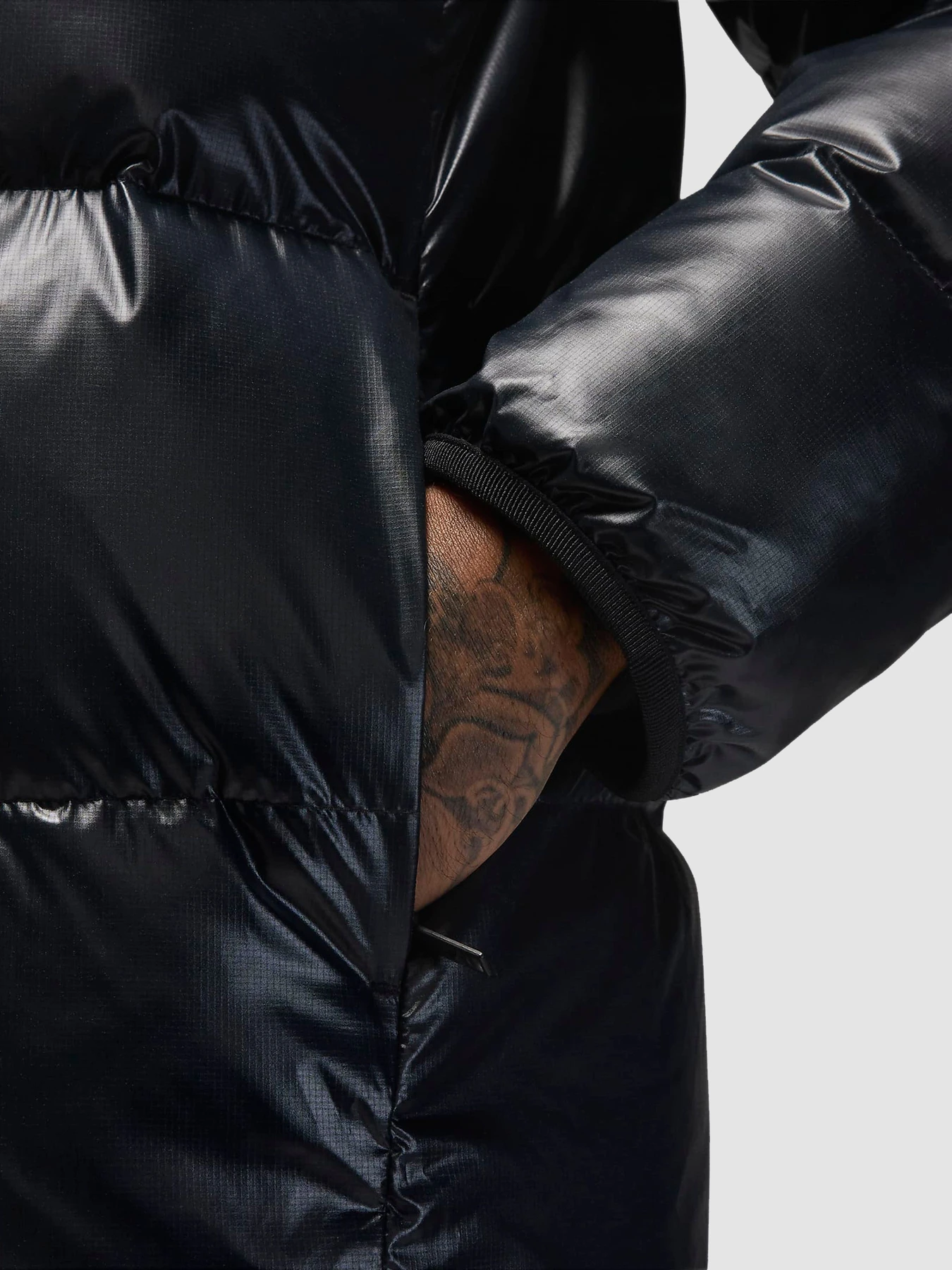 Куртки и дубленки NIKE J Flight Down Puffer модель FV7271-010 Куртки и дубленки NIKE J Flight Down Puffer модель FV7271-010 Фото