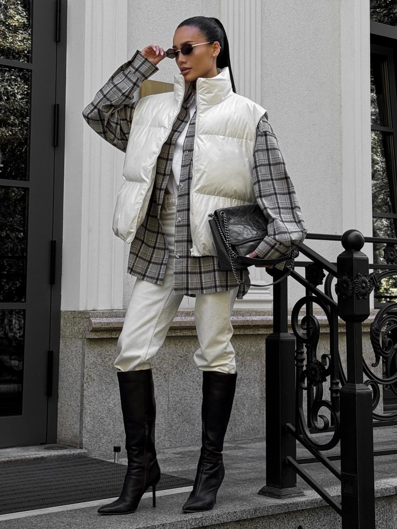 Куртки та дублянки Jadone Fashion модель Zhylet_Hat_moloko Фото