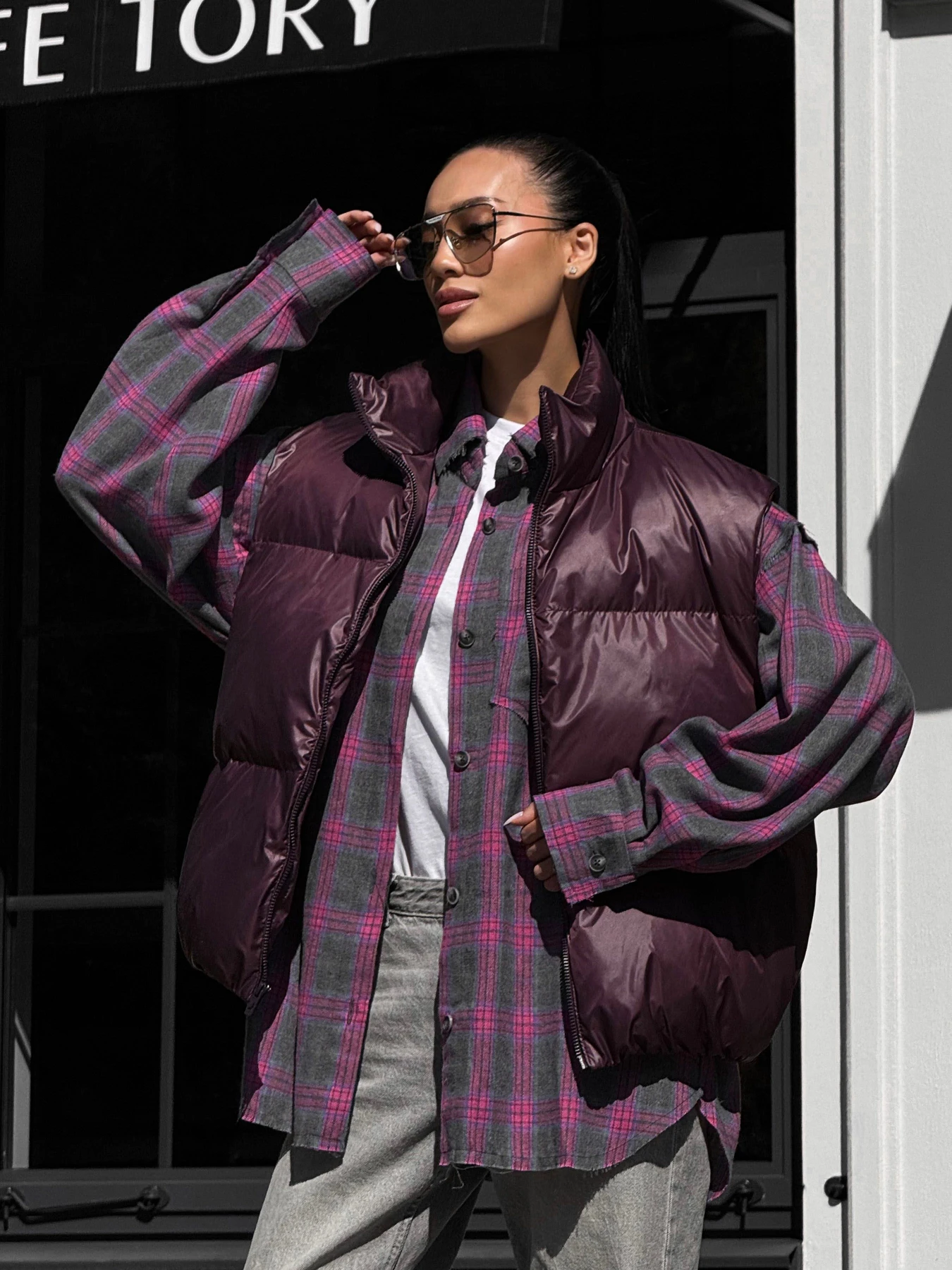 Куртки та дублянки Jadone Fashion модель Zhylet_Hat_marsala Фото