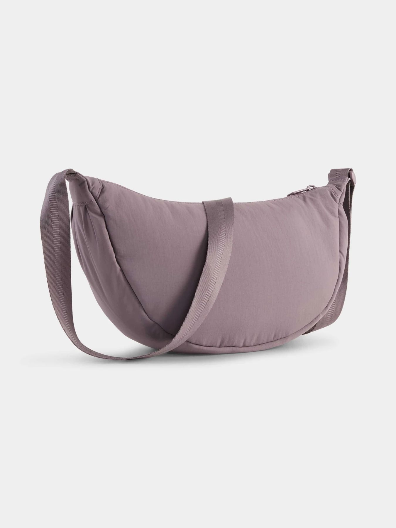 Сумки PUMA Her Half Moon Bag модель 091716 Сумки PUMA Her Half Moon Bag модель 091716 Фото