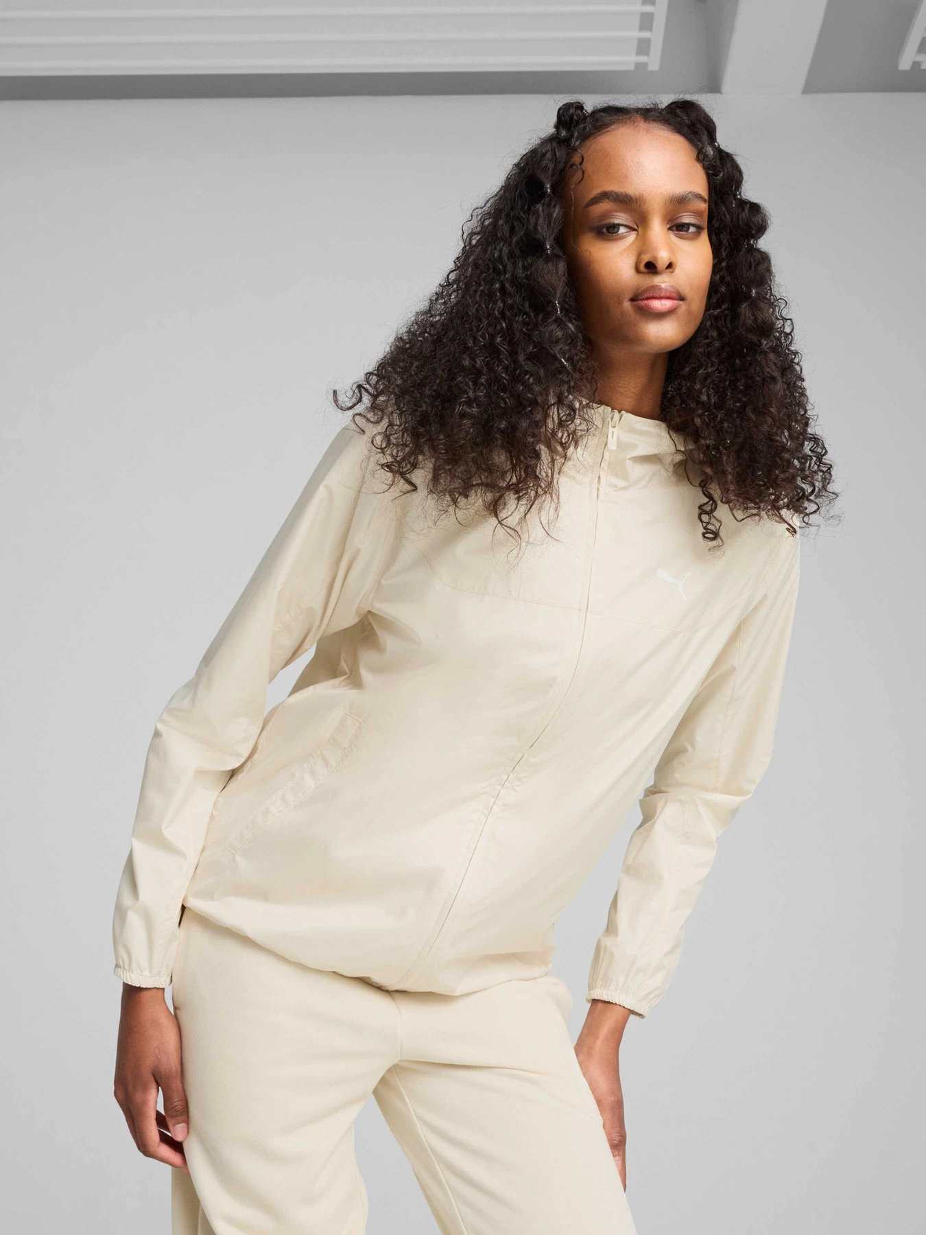 Куртки та дублянки PUMA Ess Regular Windbreaker модель 685133 Куртки та дублянки PUMA Ess Regular Windbreaker модель 685133 Фото