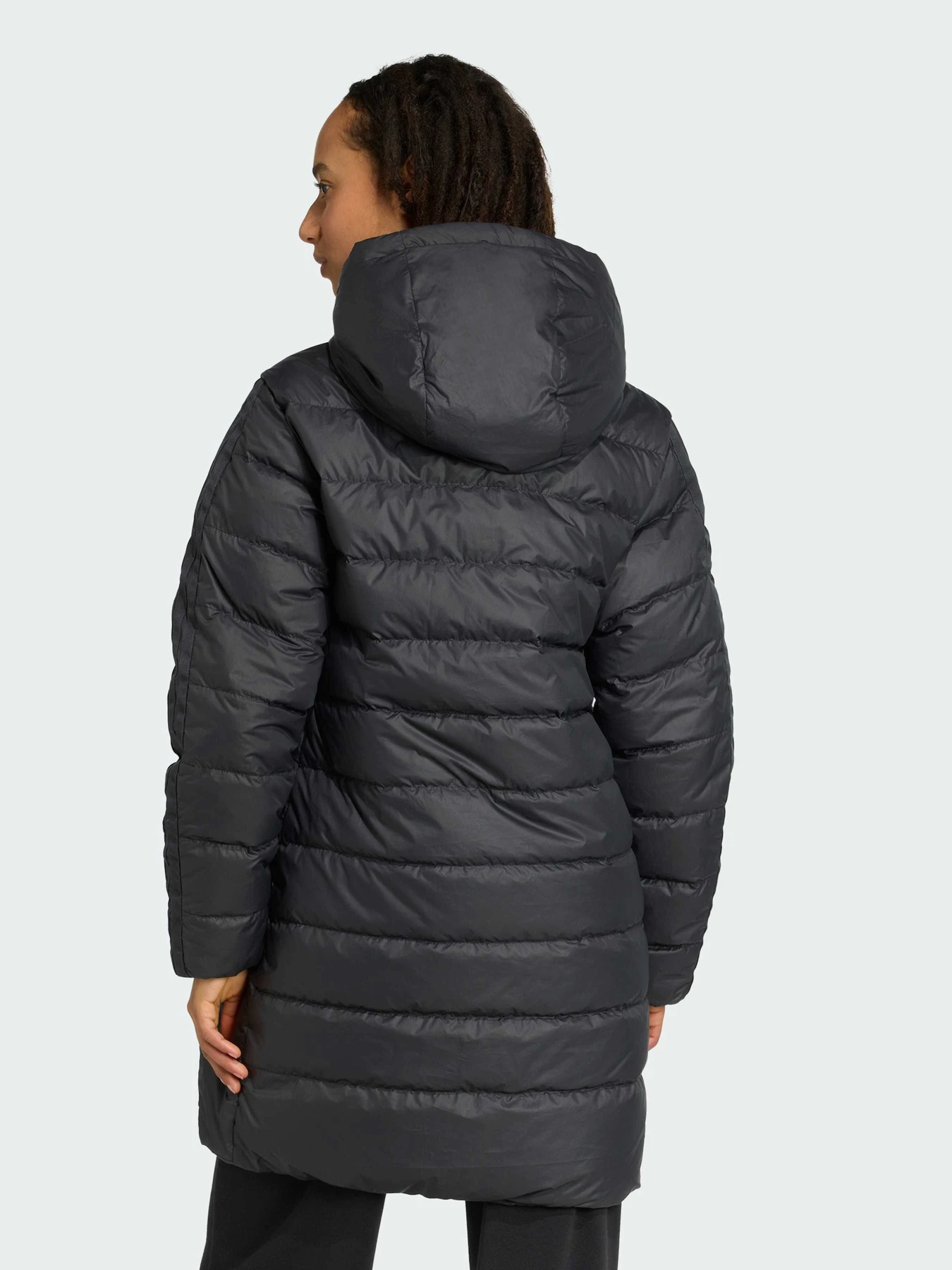Куртки и дубленки Adidas модель JM4086 Куртки и дубленки Adidas модель JM4086 Фото