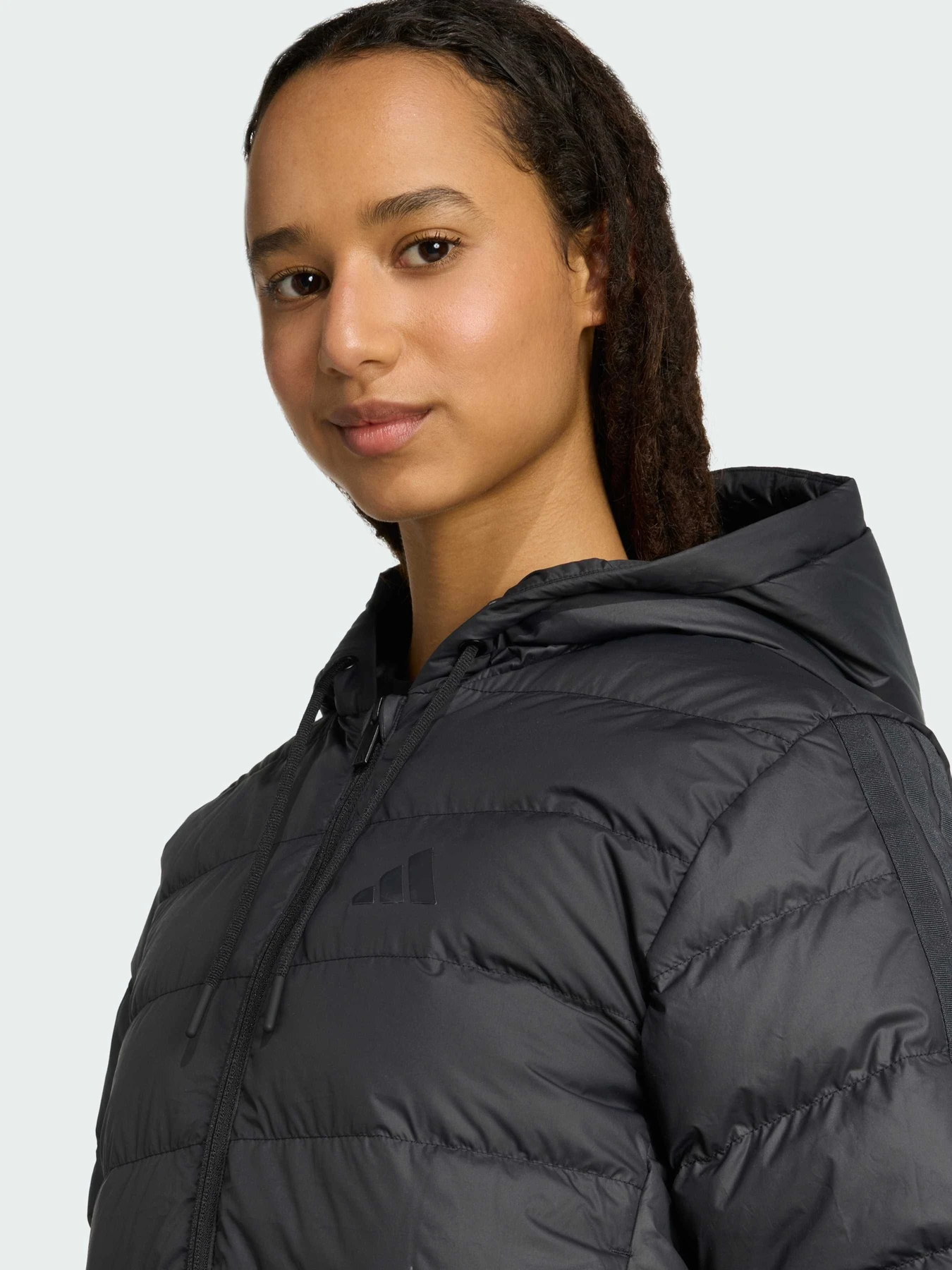 Куртки и дубленки Adidas модель JM4086 Куртки и дубленки Adidas модель JM4086 Фото