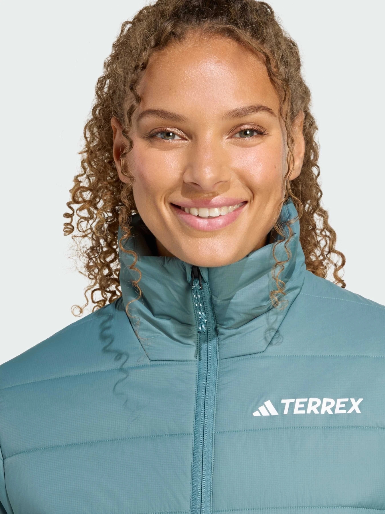 Куртки и дубленки Adidas модель KB2164 Куртки и дубленки Adidas модель KB2164 Фото