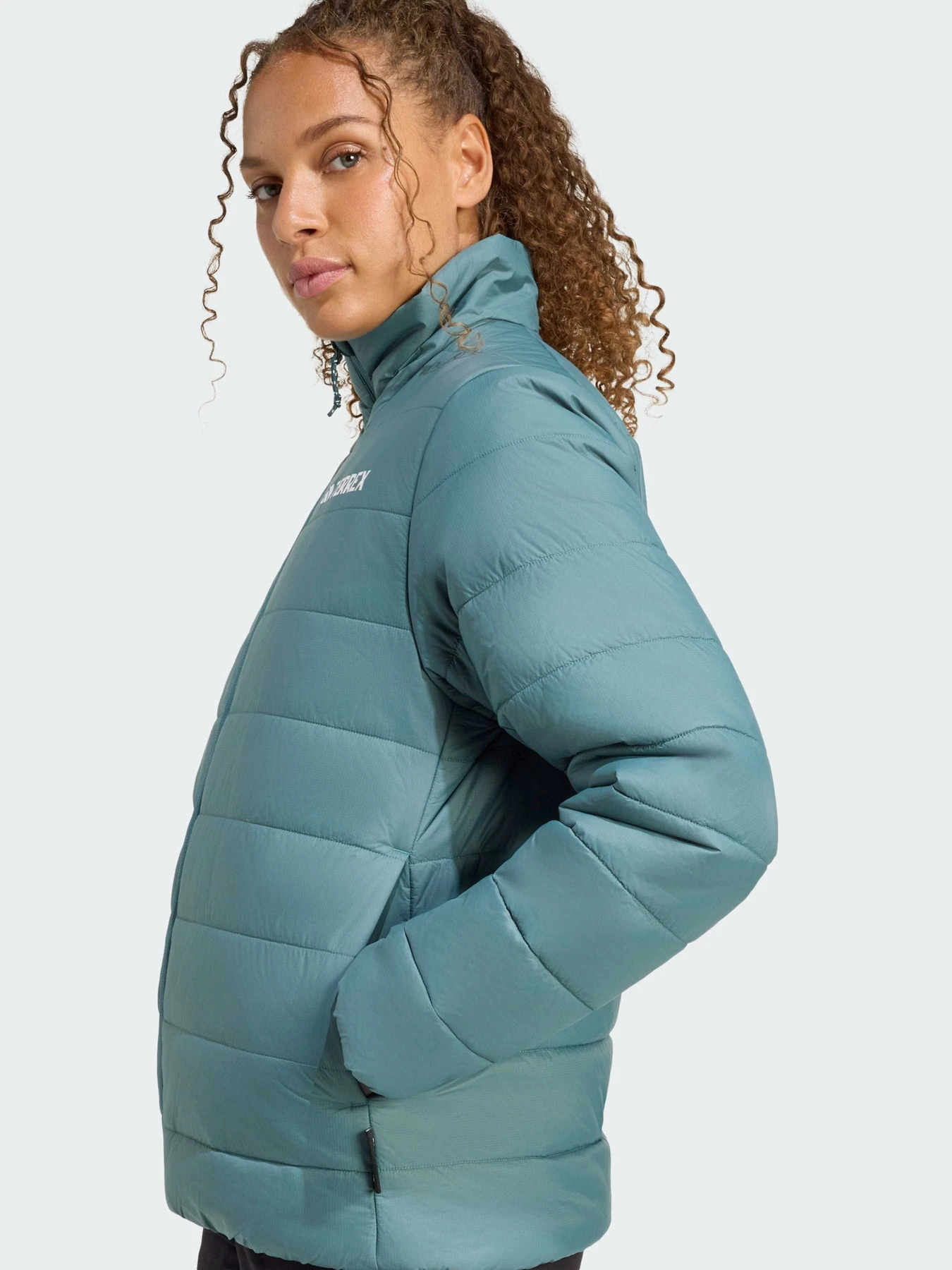 Куртки и дубленки Adidas модель KB2164 Куртки и дубленки Adidas модель KB2164 Фото