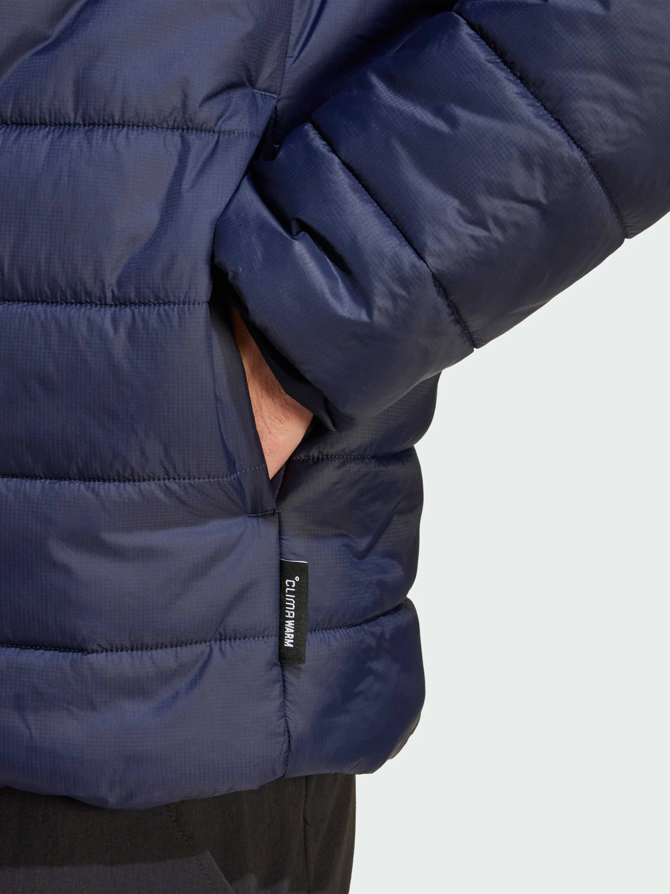Куртки и дубленки Adidas модель KB2178 Куртки и дубленки Adidas модель KB2178 Фото