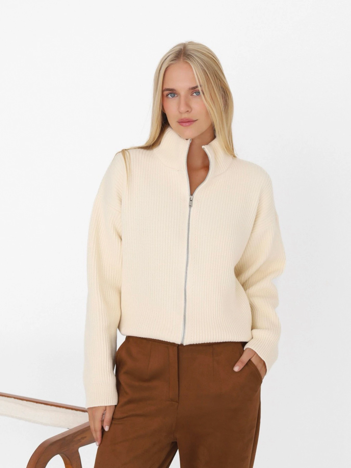 Светри та кардигани Lilove модель 376 Светри та кардигани Lilove модель 376 Фото