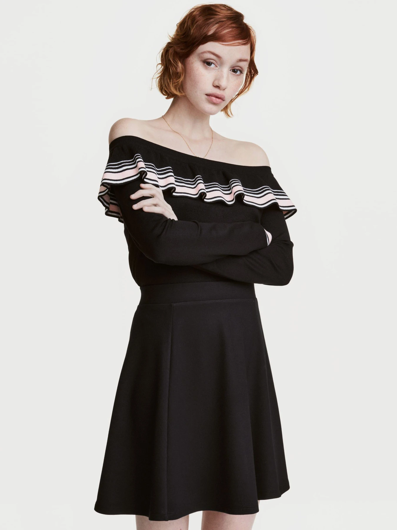 Худі та світшоти H&M модель 4618345RP2_черный Фото