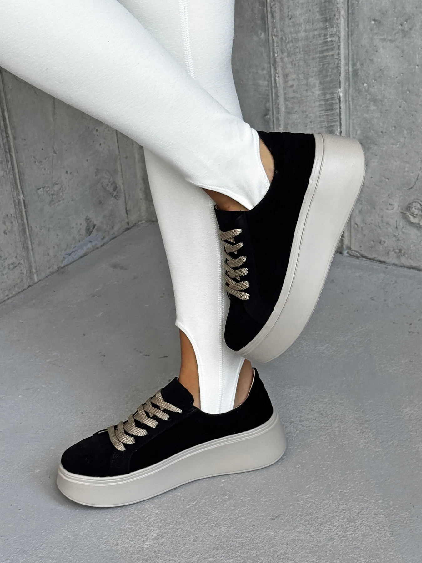 Кроссовки INNOE модель 777526-2 Фото