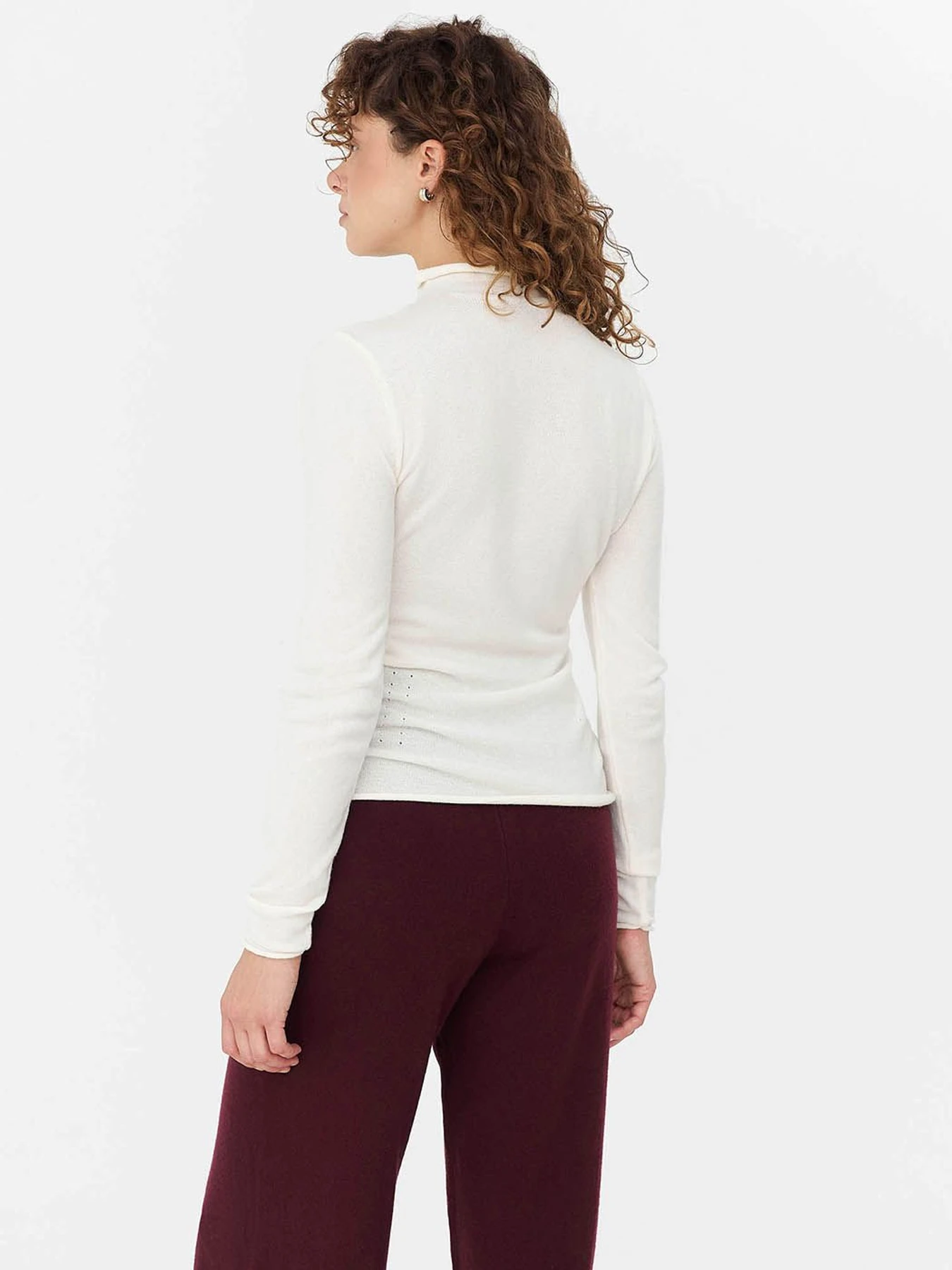 Свитры и кардиганы FASHIONISTA модель 8995 Свитры и кардиганы FASHIONISTA модель 8995 Фото
