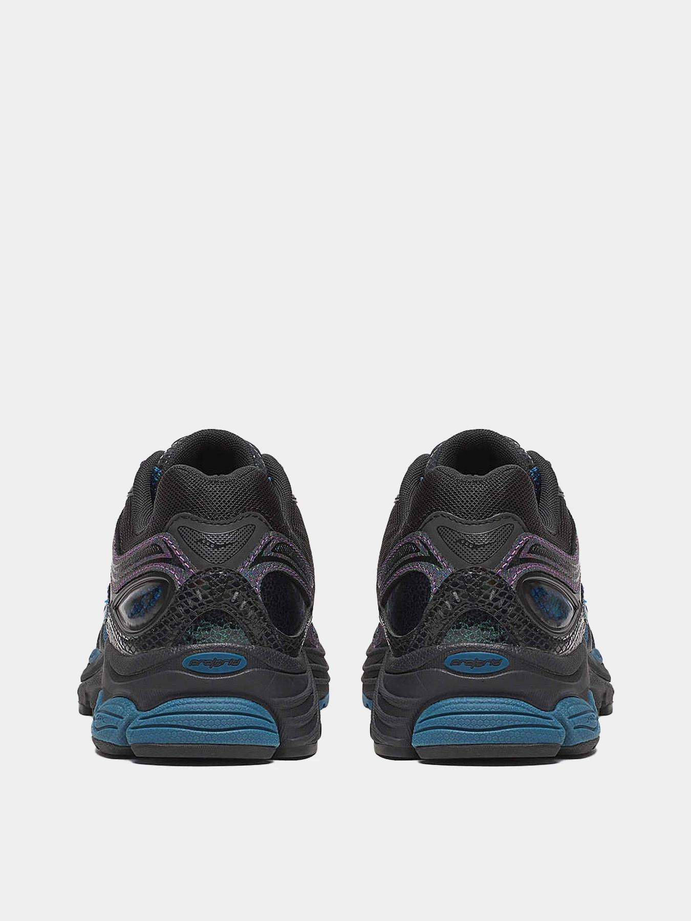 Кроссовки Saucony модель S70934-3 Фото