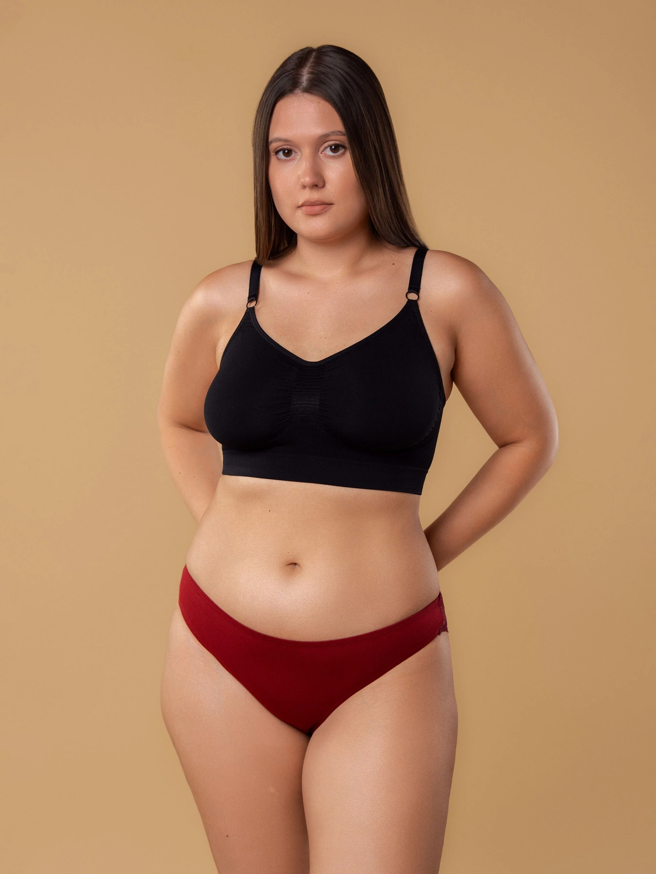Нижнее белье Brabrabra модель BAN26902001_3_black.powder-rose.burgundy Фото
