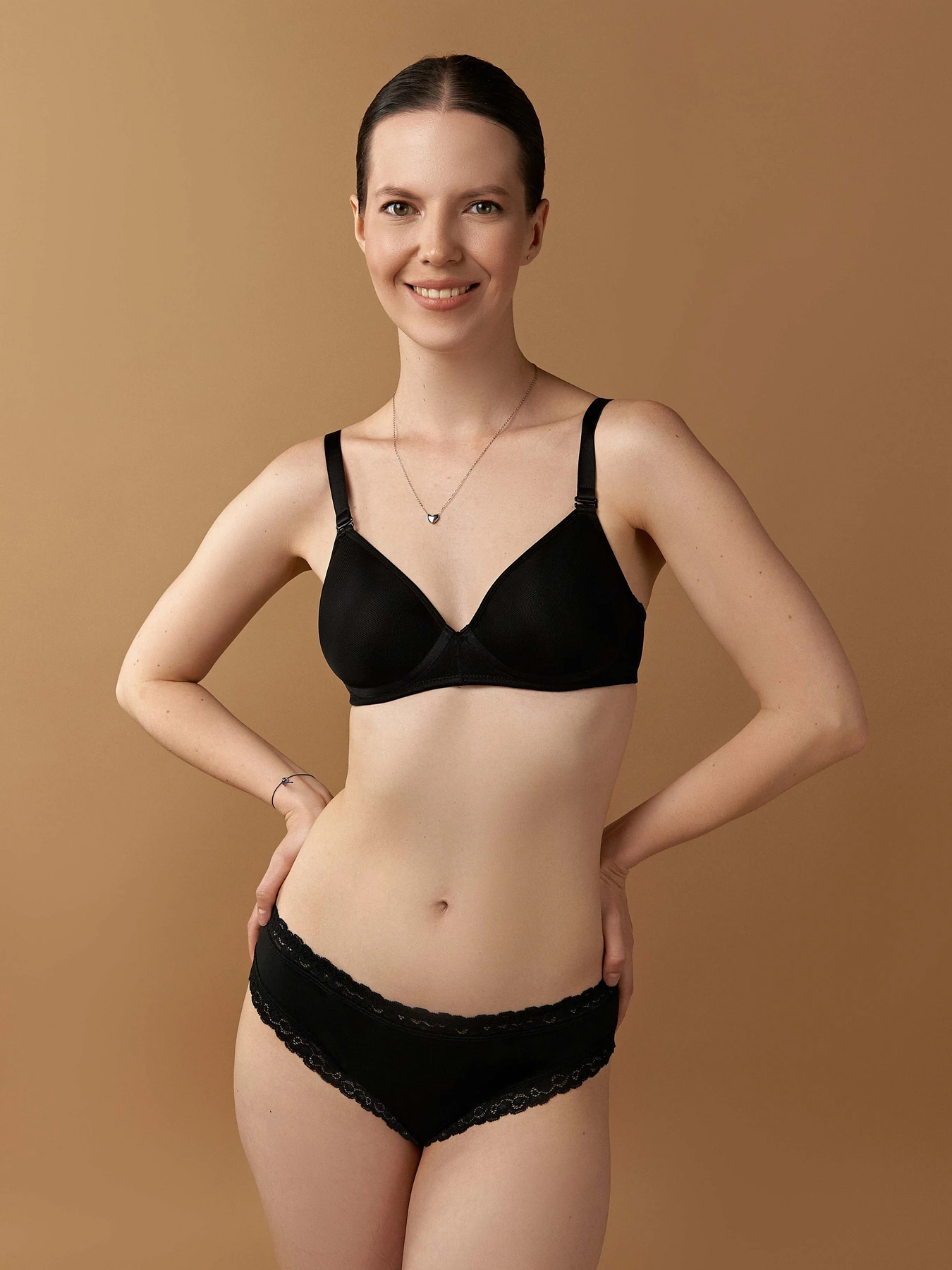 Нижнее белье Brabrabra модель SLZ27602001_2_nude.black Фото