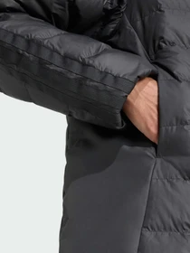 Куртки та дублянки Adidas модель JM4061 Фото