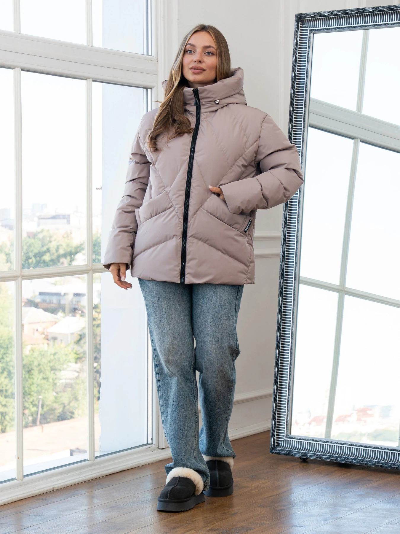Куртки и дубленки UVENTUM модель Kivi-beige Фото