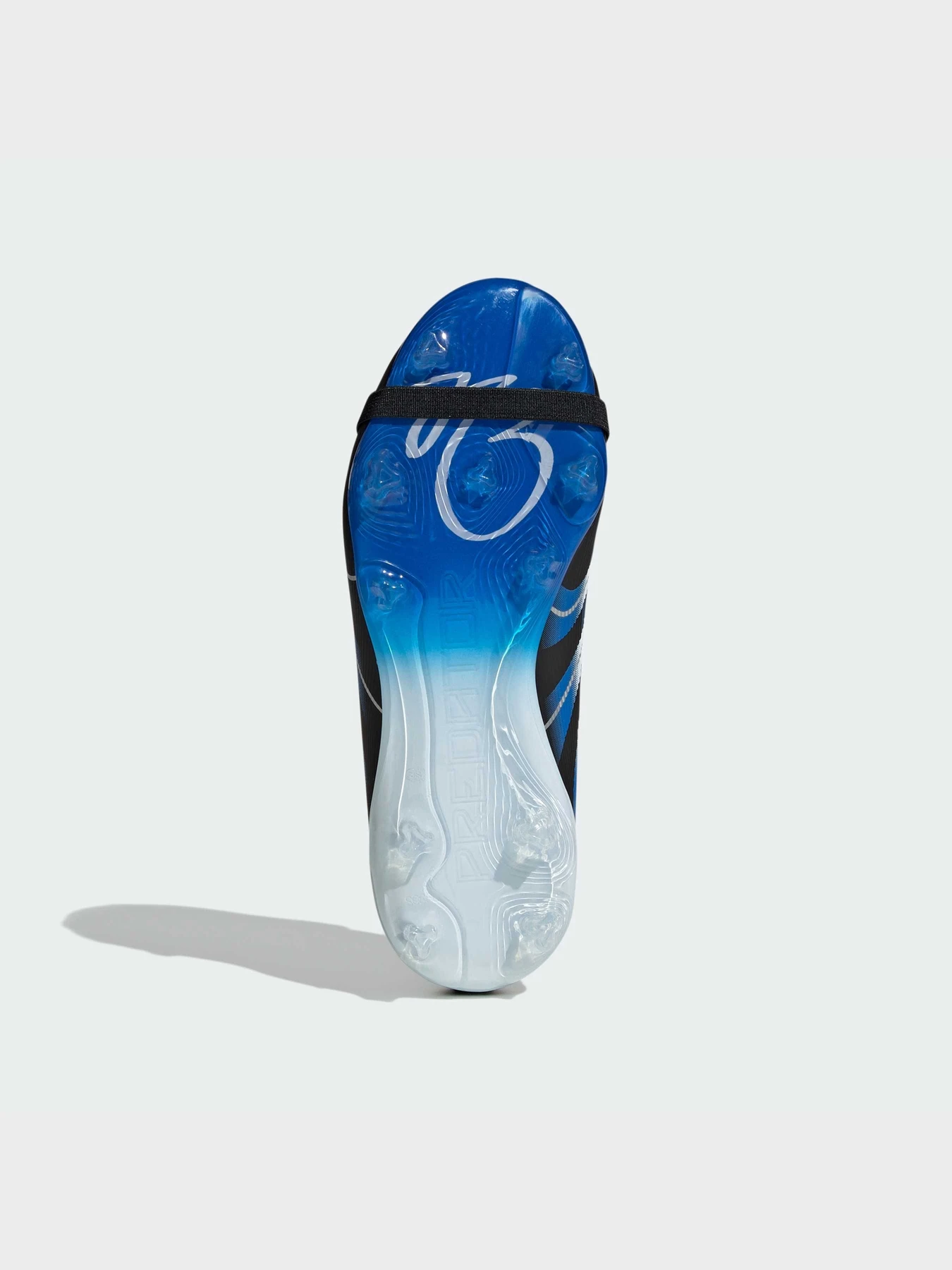 Кросівки Adidas Predator модель JS4271 Кросівки Adidas Predator модель JS4271 Фото