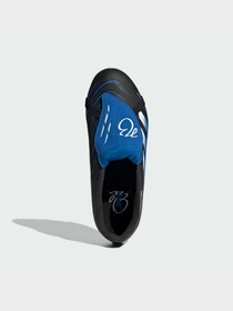 Кросівки Adidas Predator модель JS4271 Фото