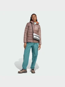 Куртки та дублянки Adidas модель JZ9992 Фото