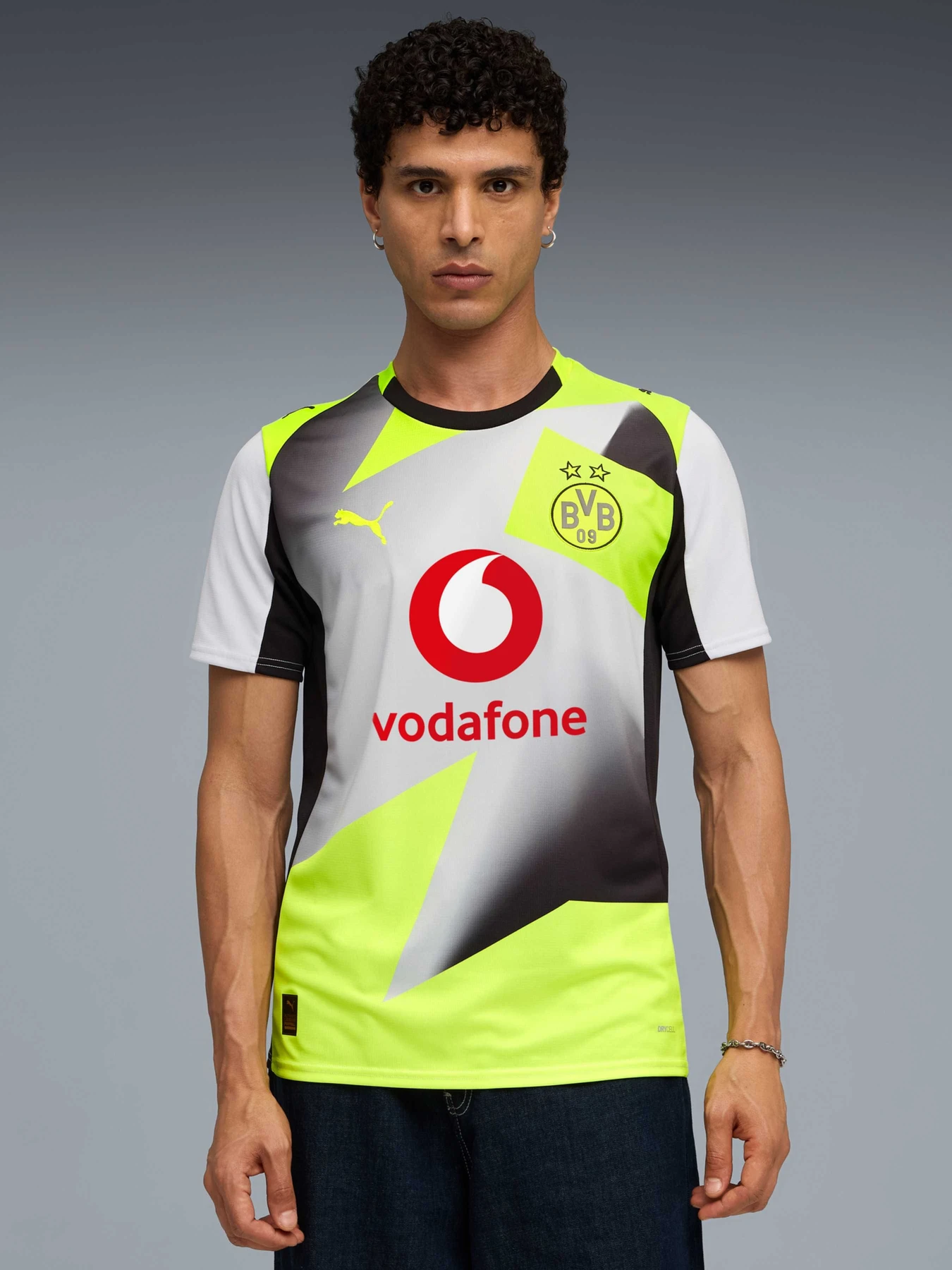 Футболки и поло PUMA Bvb Away Jersey Replica модель 780104 Футболки и поло PUMA Bvb Away Jersey Replica модель 780104 Фото