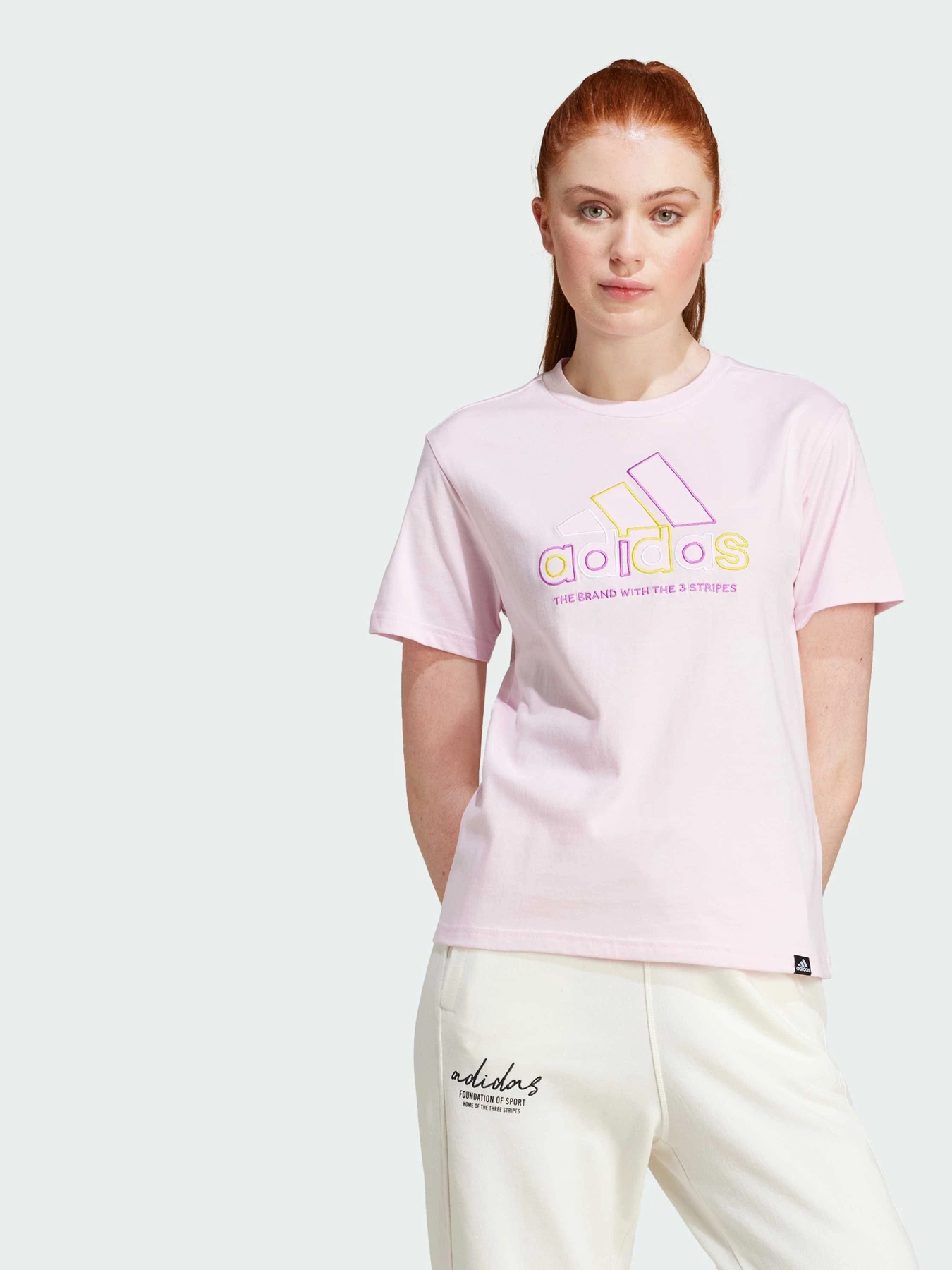 Футболки и поло Adidas модель IY3413 Футболки и поло Adidas модель IY3413 Фото