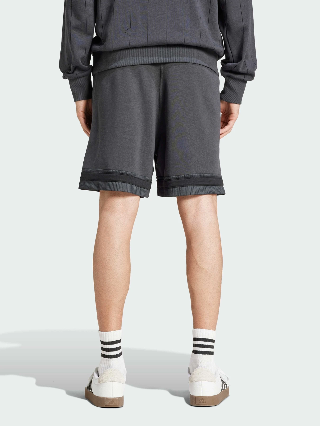 Шорты Adidas модель JD8090 Шорты Adidas модель JD8090 Фото