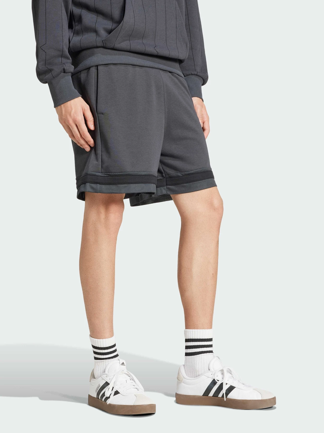 Шорты Adidas модель JD8090 Шорты Adidas модель JD8090 Фото