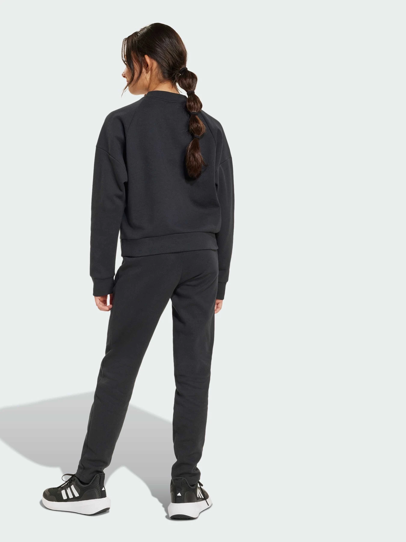 Костюмы Adidas модель JJ4799 Костюмы Adidas модель JJ4799 Фото