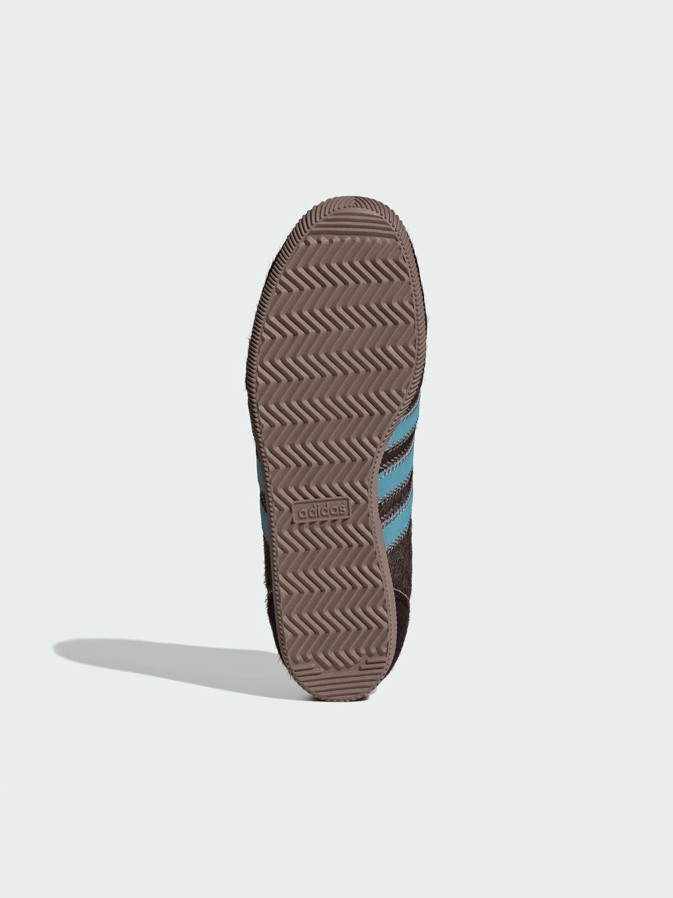 Кроссовки Adidas модель JS4028 Кроссовки Adidas модель JS4028 Фото