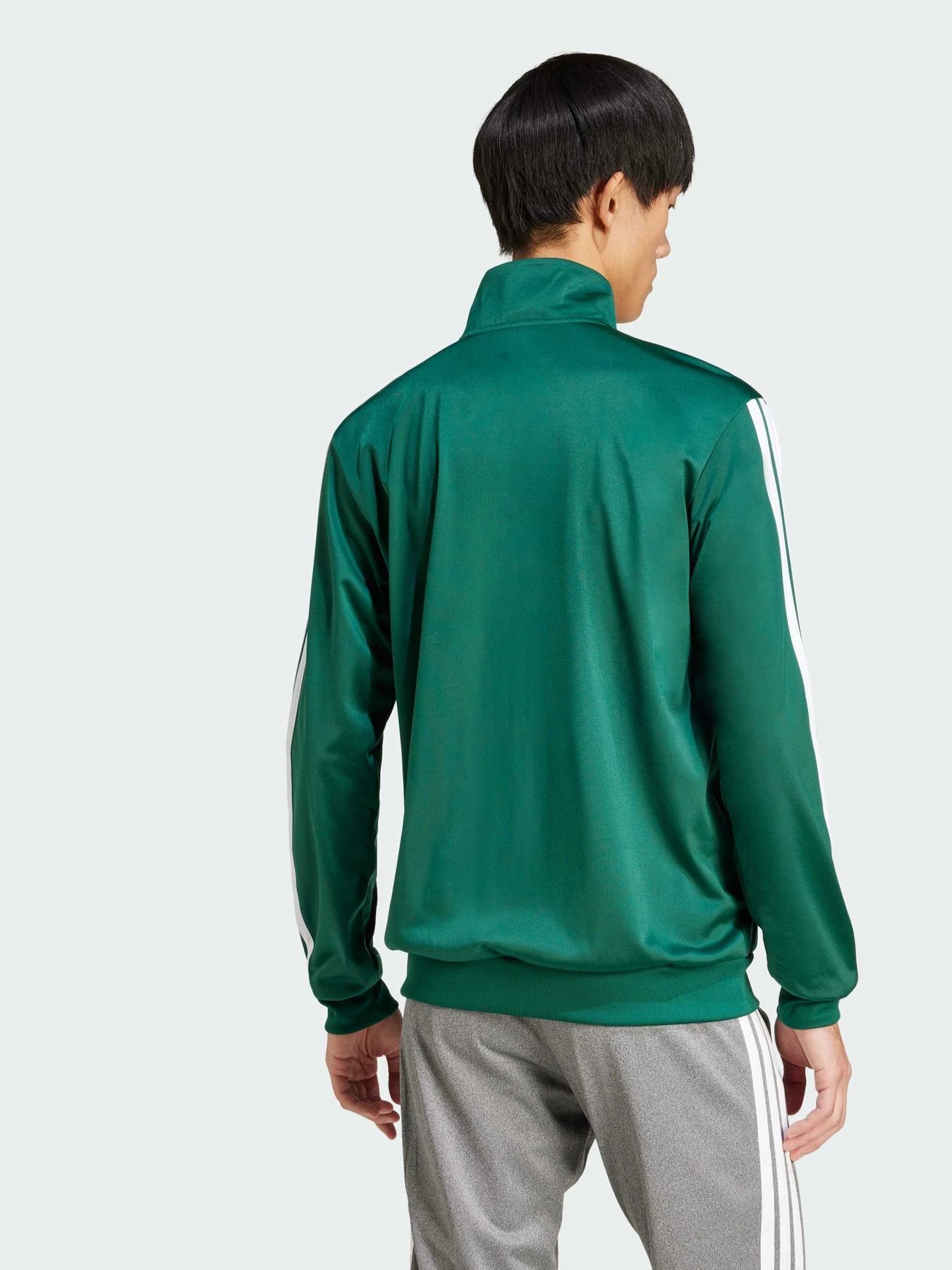Худі та світшоти Adidas модель JI8821 Худі та світшоти Adidas модель JI8821 Фото