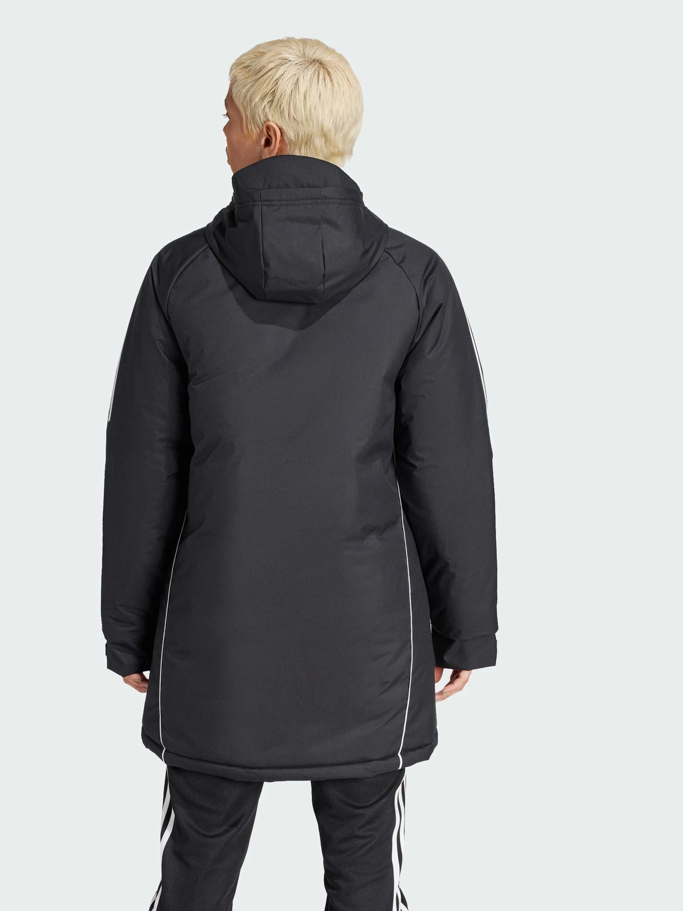 Куртки и дубленки Adidas Tiro модель IP6669 Фото