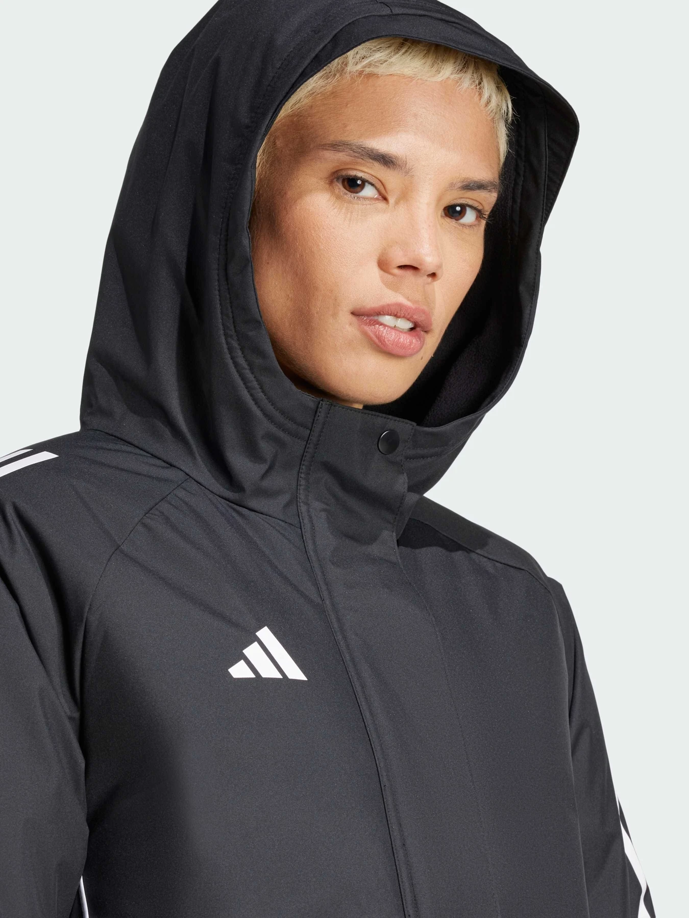 Куртки и дубленки Adidas Tiro модель IP6669 Фото