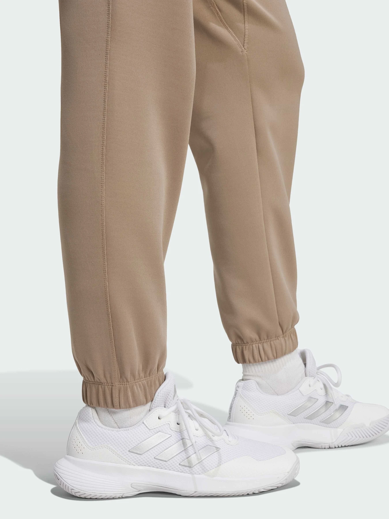 Брюки Adidas модель JY2813 Брюки Adidas модель JY2813 Фото