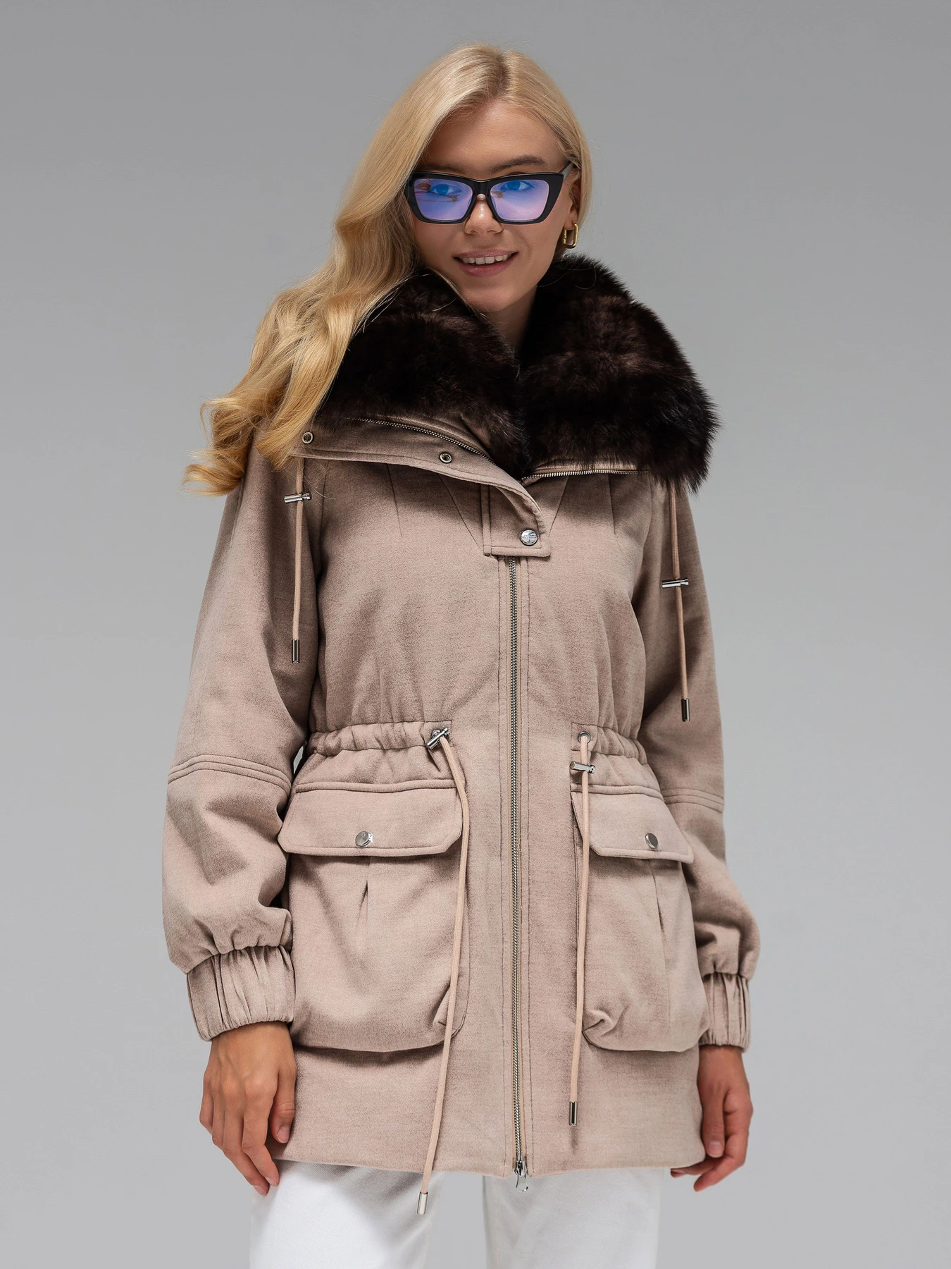 Куртки и дубленки VIVA WEAR модель 35520-beigeparka Куртки и дубленки VIVA WEAR модель 35520-beigeparka Фото