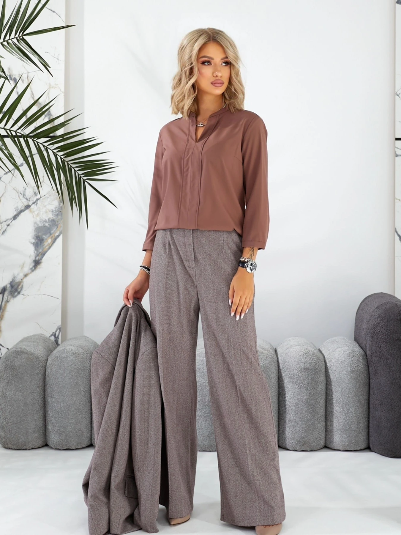 Сорочки LadyLike модель ll806110085-korichnevij Фото