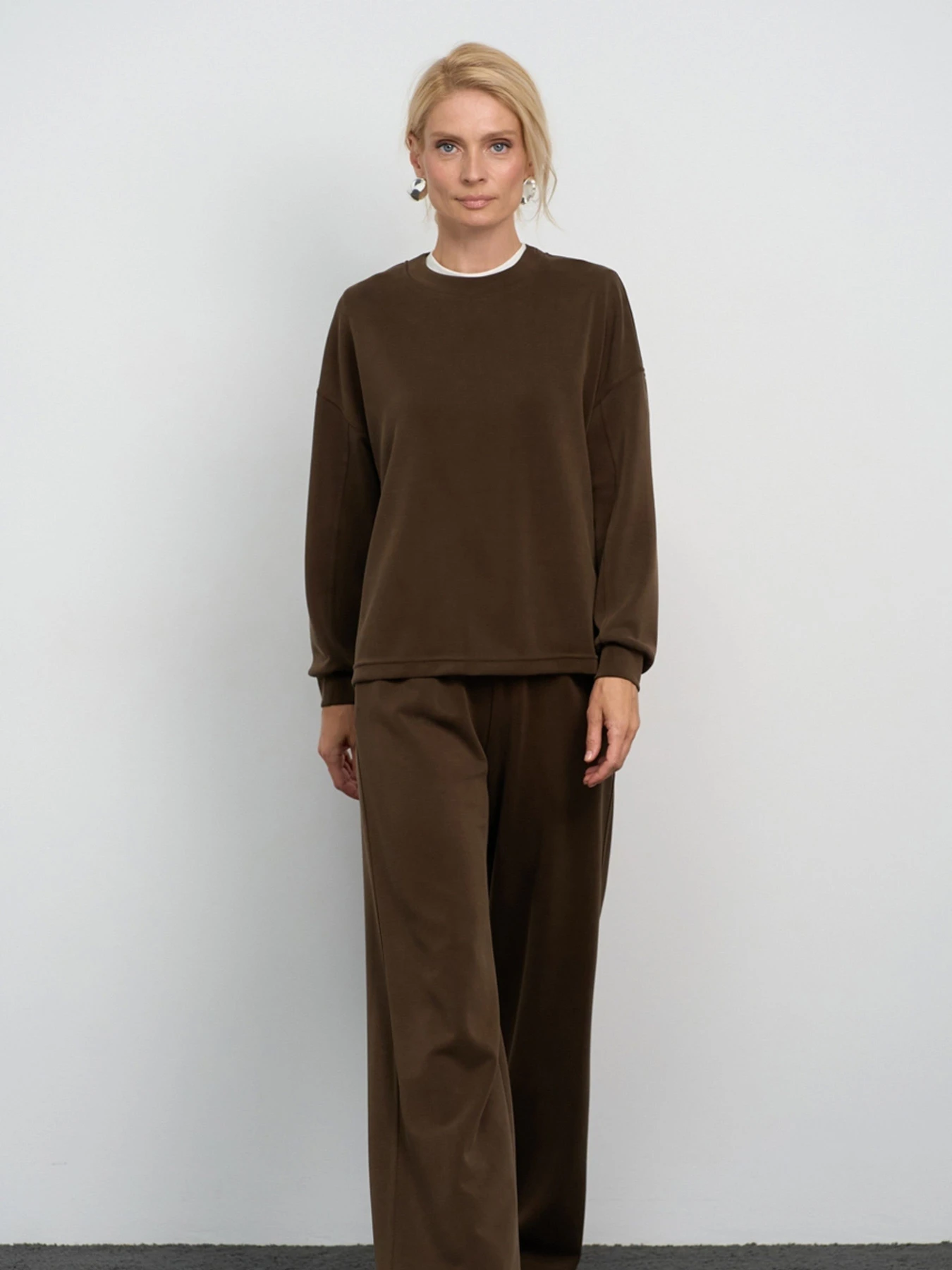 Костюми TrikoBakh Комплект (кофта+штани) модель 3071-braun Костюми TrikoBakh Комплект (кофта+штани) модель 3071-braun Фото